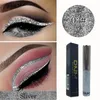 eyeliner argento glitter.