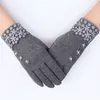 Cinq doigts Gants Elifashion Femelle Chaud Solft Écran Tactile Mitaines Épais Peluche Poignet Court Velours Femmes Petite Flore Dentelle Drivin7395032