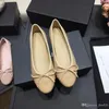 Klassische Ballettschuhe Echtes weiches Leder 2022 Damen Schleife Frau Kleid Brief Schaffell Flache Bootsschuhe Größe 34-41-42