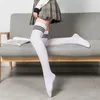 الجوارب جوارب الجوارب مثير النساء اليابانية kawaii harajuku جميلة عدم الانزلاق المنزل الفتيات balck الأبيض مخطط على الركبة