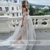 Sexy Милая Кружева Аппликации A Line Свадебные платья Ruched Chic плеча Тюль рукавов Свадебные платья Формальные платье Невесты 2020