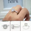 Klassisk Glänsande Stor Square Crystal Zircon Ring Bröllop Ringar För Kvinnor Lady Mode Smycken Storlek 5 6 7 81