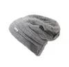 Chapeaux tricotés en laine de velours pour hommes et femmes, chapeau chaud coupe-vent avec lettres européennes et américaines pour l'hiver, GD600