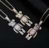 Collana con ciondolo orso bambola di cartone animato placcato oro 14 carati Micro pavé di diamanti simulati con zirconi cubici con catena da tennis da 24 pollici