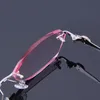 Solglasögon Eleganta kvinnor Rimless Reading Glasses Rhinestone Frame Pink Eyeglasses Hyperopia Frameless för Read Optic Presbyopic EY2951733