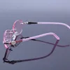 Solglasögon Eleganta kvinnor Rimless Reading Glasses Rhinestone Frame Pink Eyeglasses Hyperopia Frameless för Read Optic Presbyopic EY2951733