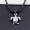 Bezpłatny statek 20 sztuk / partia Antique Silver Turtle Tortoise Sea Choker Charms czarny skórzany naszyjnik DIY