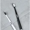 スーパーファイン柔らかい歯ブラシ黒白いシンプルな歯ブラシの非スリップハンドルの歯の舌コーティングオーラルクリーニングツール3 5YXA G2