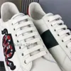 Rabat Tanie Mężczyźni Kobiety Sneaker Casual Buty Niskie Najlepsze Skórzane Sneakers Ace Bee Stripes Buty Spacery Trenerzy Drop Shipping