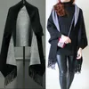 Marca de moda de inverno de 2017 Cashmere Cashmere Sconsided Women Women Shawl Cape Blanket Solid Fouard Fringed Sweater de mangas compridas3921776