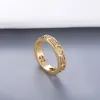 Anillo de pareja de estilo simple, personalidad para amante, anillo de moda de diamante, anillos chapados en plata de alta calidad, suministro de joyería 1600654