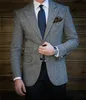 Новый стиль Groomsmen Пик нагрудные Groom Tuxedos Две кнопки Мужские костюмы Свадебные / Пром / Dinner Best Man Blazer (куртка + штаны + Tie) K629
