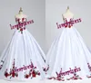 Blanc Satin Charro Quinceanera Robe 2021 Vintage Robes De Bal Pour Femmes Formelles Rouge Vert Floral Dentelle Bal Graduation Doux 15 Robe Longue