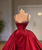2021 Vestidos de noche de espagueti rojo Mujeres de talla grande Vestidos de fiesta formales Sweetheart Elegant Long Vestido de Novia