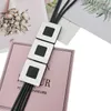 Chokers Long Halsband Kvadrat Halsband Tassel Hängsmycke Gummi Smycken För Äldre Kvinnor Boho Choker Punk Goth Style Kläder Tillbehör Art