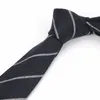 Tessuto artificiale alla moda da uomo con quadri a quadri di tailleur, cravatte sottili a righe, cravatte piccole, firmate, cravatta solida