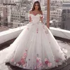 2023 Слоновая слоновая кость от плеча платья Quinceanera Ball Hon