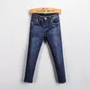 Прибывшие дизайнерские сумки роскоши мужские джинсы осенний стиль Слим-нога джинсов моды мужские брюки бизнес-брюки Us Eu Size W29-W40191G