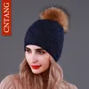 Bonnet / Crâne Caps Multiples Styles Mode Chapeau Chaud Femmes Bonnets D'hiver Naturel Fourrure De Raton Laveur Pompon Cap Laine Tricoté Chapeaux De Haute Qualité1