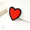 Kalp (Boyut: 4.0x4.2 cm) Bez Rozetleri Mend Süslemeleri Yama Kot Çanta Şapka Giyim Giyim Dikiş Dekorasyon Aplike Rozeti Yamalar