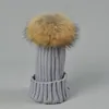 Designer Damen gestrickt Rippenmützen mit echter Waschbär Hunde Haar Ball Kinder Fancy Fell Pom Winterhüte Damen Kinder Schädel Slo2219801