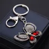 Luxo Borboleta Keychains Cristal Strass Bag Encantos Animais Pingente Chaveiros Titular Acessórios Moda Mulheres Car Chaveiro Chaveiro Anéis Presentes