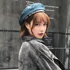 Élégant femmes Faux cuir bérets lettres impression automne hiver couleur unie PU peintre chapeau français casquette femme