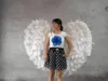 Artigianato creativo di piume di ali d'angelo bianche uniche di alta qualità personalizzate per decorazioni nuziali di danza