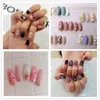 100 sztuk Złoto Heart Hollow Nail Art Dekoracje Rama Trójkąt 3D Naklejki Hybrydowy Metalowy Nit Punk Nailart Dostawa do paznokci