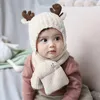 Noël bébé tricoté bonnet enfant Milu cerf corne chapeau ajouter laine écharpe 2 pièces enfants en plein air couleur bonbon hiver chaud écharpe chapeau