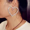 Stud Tasarım Parlak Rhinestone Big Heart Charms Küpeler Kadınlar Moda Takı Marka Gösterisi Bildirimi Accessories1