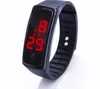 Mode män godis silikonband Touch Square Dial Digital Bracely Led Sport Wrist Watch Kvinnor Kids Klockor Relojes