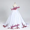 Blanc Satin Charro Quinceanera Robe 2021 Vintage Robes De Bal Pour Femmes Formelles Rouge Vert Floral Dentelle Bal Graduation Doux 15 Robe Longue