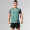 Rashguard Eşofman İçin Erkekler Futbol Eğitim Running 2 Parça Set Jersey Spor Salonu tişörtler ayarlar + Şort Egzersiz Koşu Spor