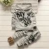 Vêtements de bébé pour garçons Alphabet haut à manches longues pantalon 2 pièces ensemble automne pull costume enfants 039s vêtements vêtements tenue53145722053331