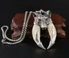 Antik dubbelsvinshänge tand tibetansk silvervarg skyddande talisman halsband present vintage djur