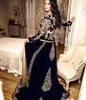 Syrenka Karakou Algierskie suknie wieczorowe Sexy Side Slit Velvet Długie Rękawy Strój Aplikacja Koronki Chalka Prom Suknie Muzułmańska Formalna Party