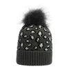 Beanie/Skull Caps Women Hat Leopard Print Varma stickade mössor för damer pälsboll Autumn Winter Female Cap Black White 20211