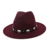 Unisex Wide Brim Ull Jazz Hat Cap Rivet Belt Inredning Panama Trilby Fedora Hattar Män Kvinnor Lovers Party Carnival Formell Hat