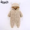 Baby rompertjes Nieuwe geboren babykleding Coral Fleece warme babyjongen winterkleding Dierenbeer Overall unisex onesie meisjes rompertjes springt3833742