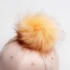 Berretti da baseball Donna Faux Fur Pompon Berretto da baseball in pelle scamosciata regolabile Cappello Hip-Hop 2021 Stile di moda Gorros Para El Sol