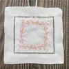 Set med 50 heminredning hem dofter Sachet väskor med hemstitched broderad blommig linne sachet 6x6-tums