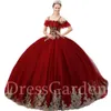 Dual Straps Fladder Sheer Tulle Collar Quinceanera Klänning Vin Röd Med Guld Appliqued Young Girl 15th Party