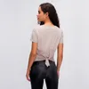 شبكة الخلفية لو اليوغا قمم GM ملابس النساء قميصًا قصير الأكمام للياقة البدنية على تشغيل حزام الموضة السريع لتجفيفه سريعًا بلوزة سترون فضفاضة لوي.