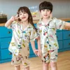 Smmoloa Paar Bequeme Seide Pyjamas Set Mädchen Männer Print Pyjama Set Langarm Blume Gedruckt Nachtwäsche Anzug6569081580