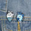 Blue Ocean Heart Pins Smycken Roaring Wave Whale Enamel Lapel Pin Brooches Creative Sea Organ Denim Shirt Bag Bad Beltas