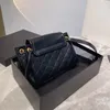 ピンクの菅生の女性の肩のクロスボディチェーンバッグメッセージバッグファッション高品質大容量のメッジ財布の高級デザイナーハンドバッグショッピングバッグWXZ0113-110