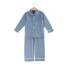 Hele katoenen peuterpyjama's voor jongens en meisjes Familie bijpassende kinderpyjama's met effen kleur en ruches7448978