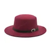 Novo Classic Black Flat Top Chapéu de Bowler Europeu Lã Americana Fedora Chapéu Para Mulheres Ampla Brim Jazz Cap Feminino Gorra