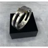 2020 Alyx armband män kvinnor bra kvalitet ihålig metall 1017 Alyx 9SM armband 19-0112 rostfritt stål armband Y1218